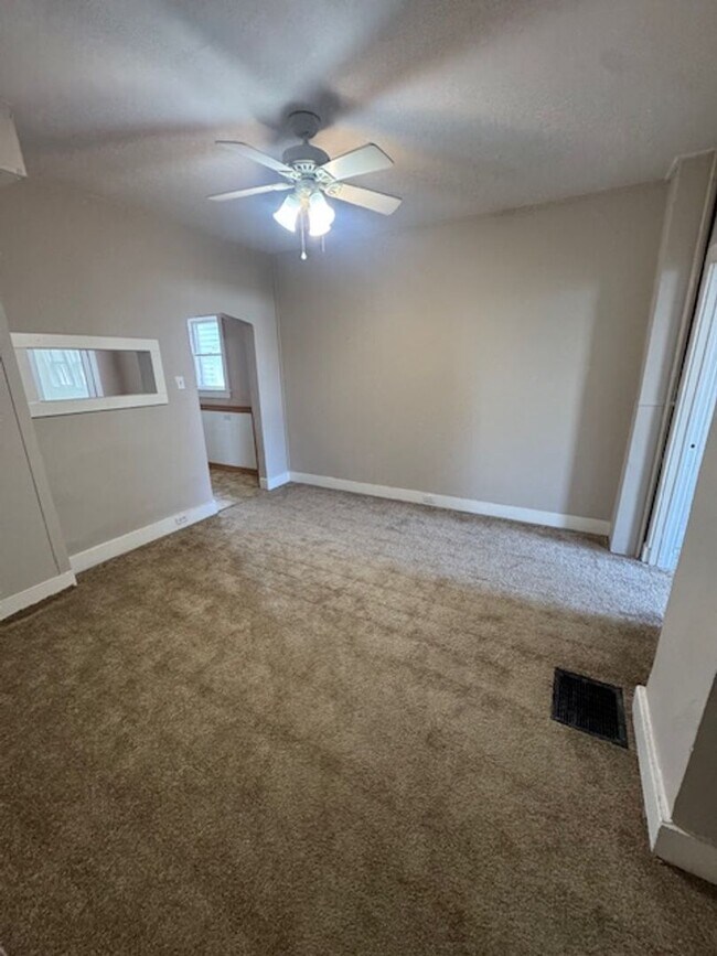 Foto del edificio - 619 3rd St