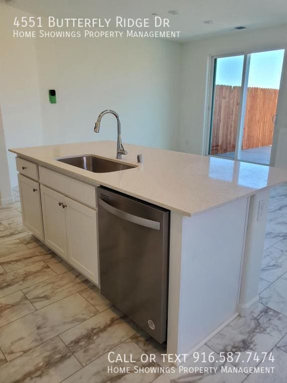 Foto del edificio - 4551 Butterfly Ridge Dr