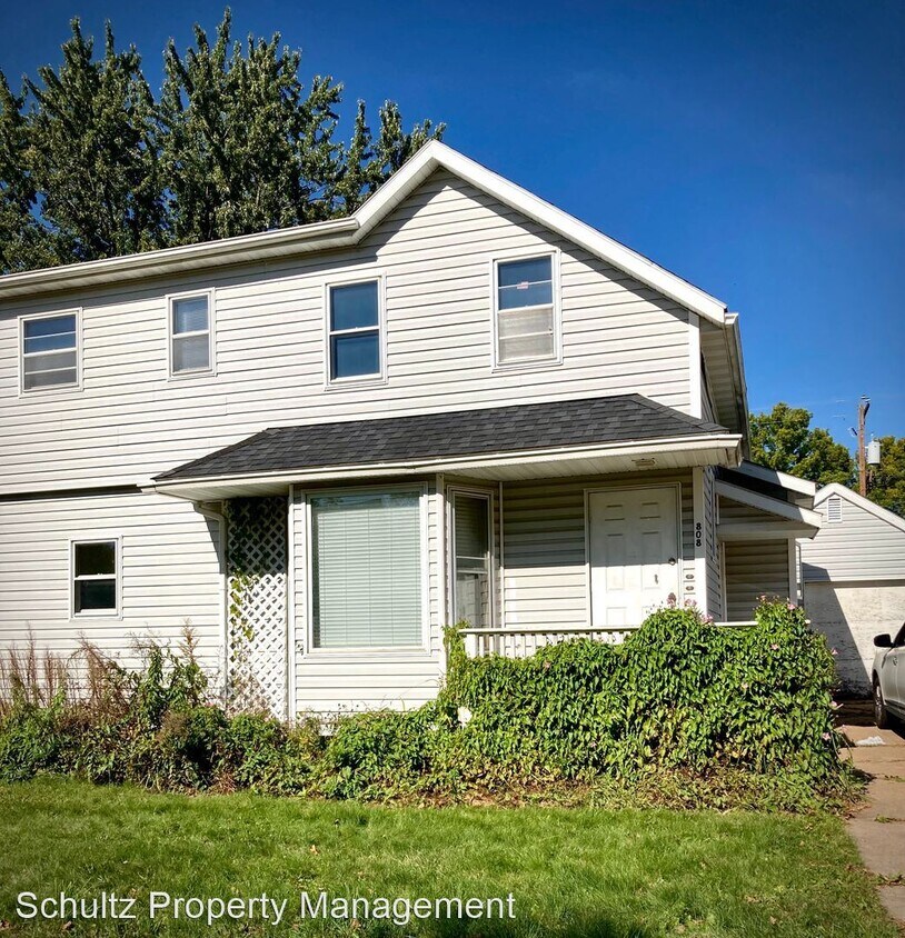 Primary Photo - 4 br, 2 bath House - 808 Le Messurier Street