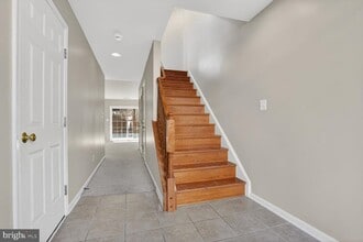 Building Photo - 43265 Sunderleigh Square