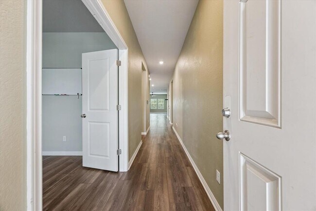Foto del edificio - 11611 Copperstone Ave