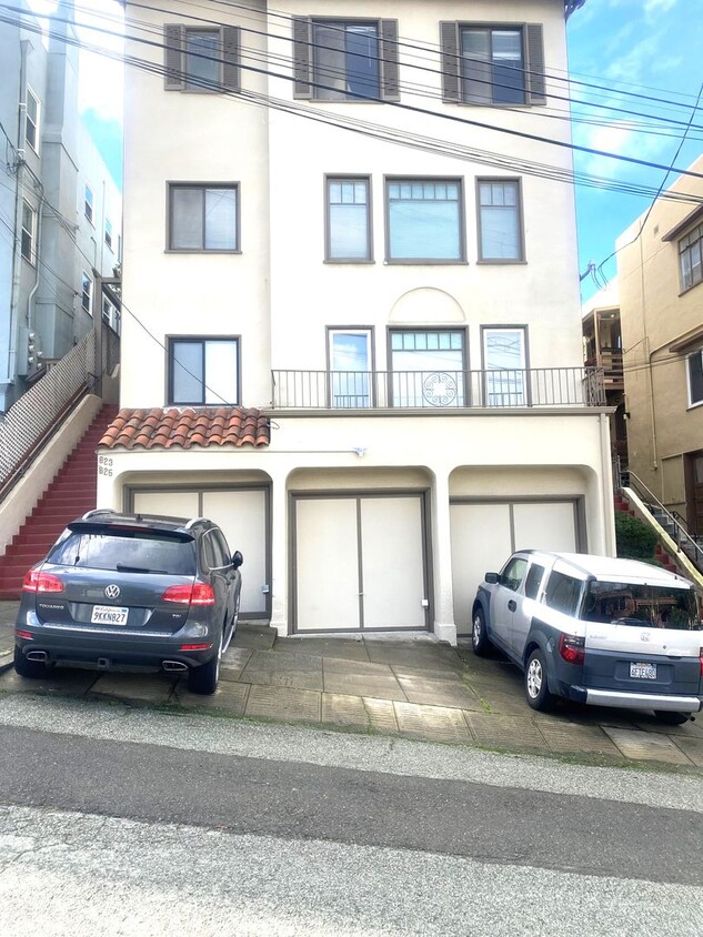 Foto principal - 621-625 Hillsborough