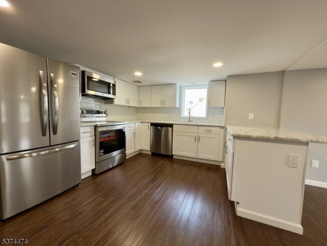 Building Photo - 274 US-202