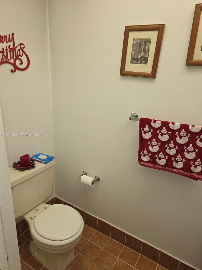 Foto del edificio - 8035 SW 107th Ave