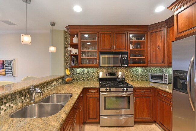 Foto del edificio - 7411 Herschel Ave