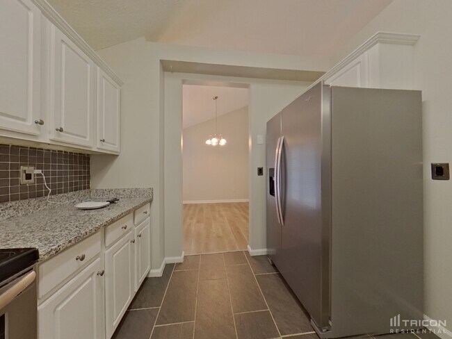 Foto del edificio - 6236 Pine Ln