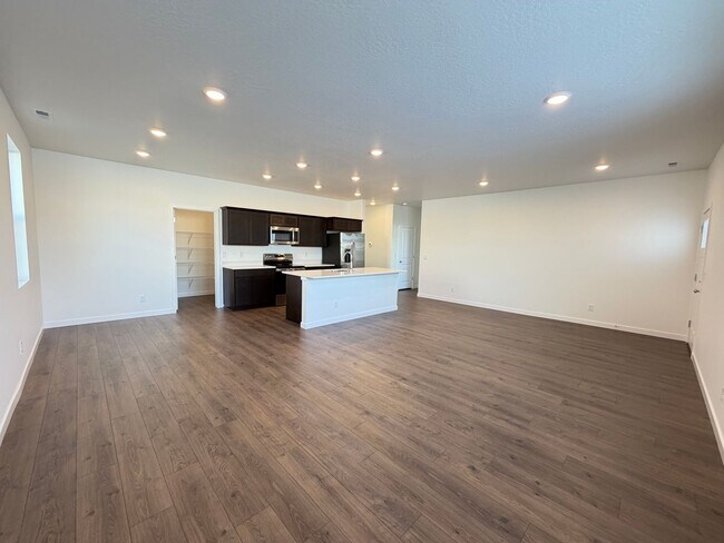 Foto del edificio - Brand New Post Falls Home!!