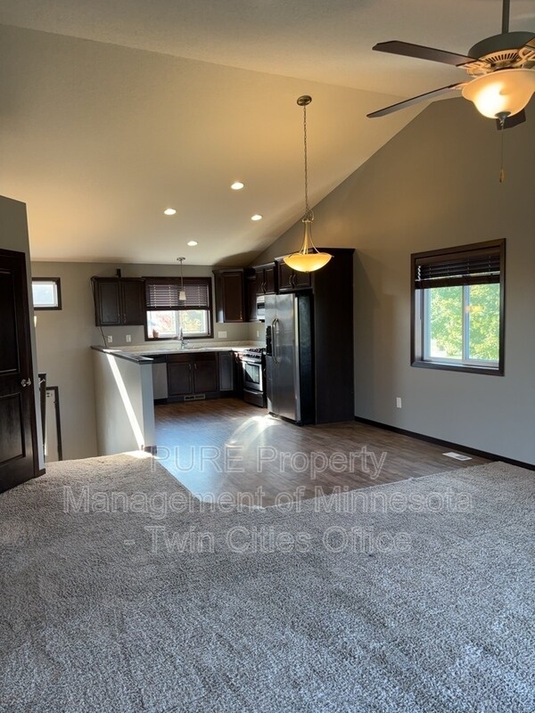 Building Photo - 263 Dongola Ln