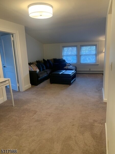 Foto principal - 104 Pease Ave