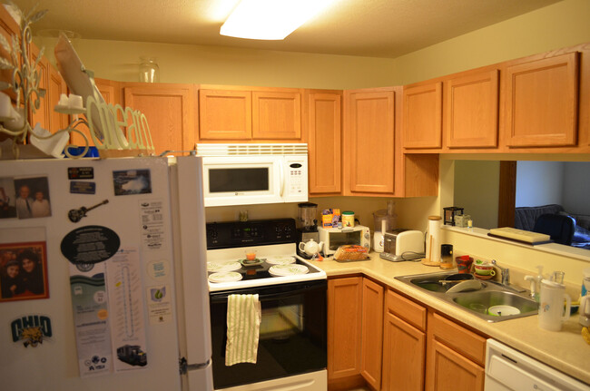 Building Photo - 701 Altamonte Dr