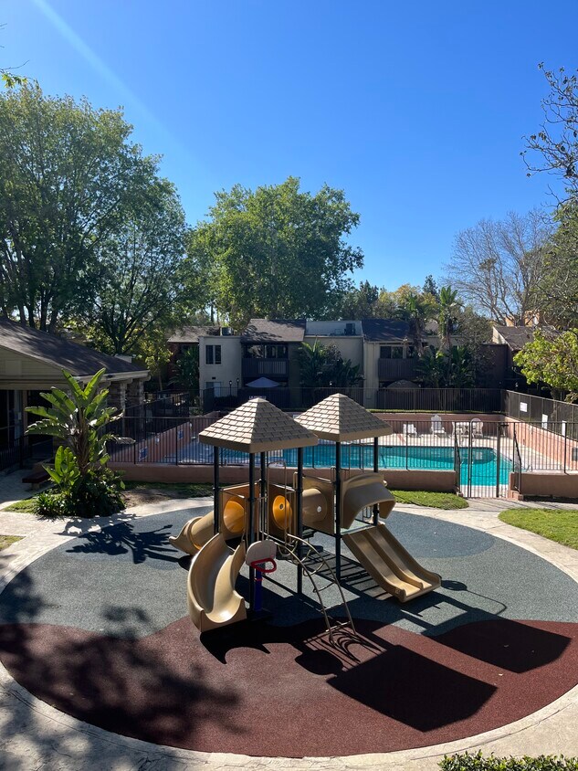 Foto principal - 18350 Hatteras St