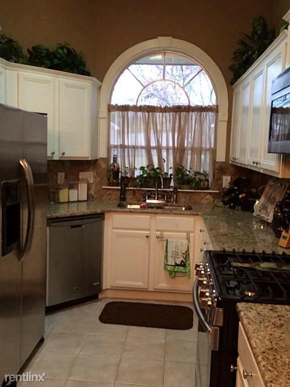 Building Photo - 102 Harbour Town Ln