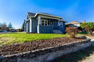 Building Photo - 3100 H St