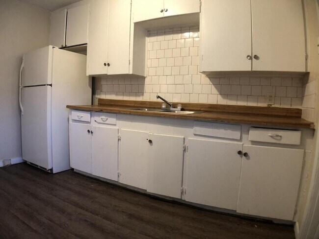 Building Photo - 2613 Fig St
