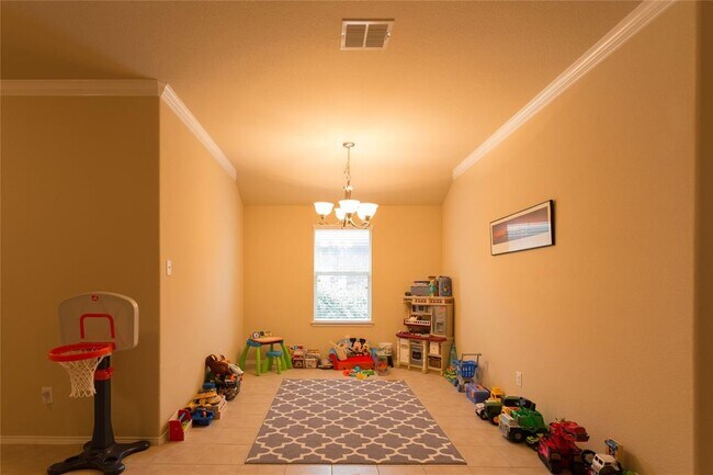 Building Photo - 11817 Summer Springs Dr