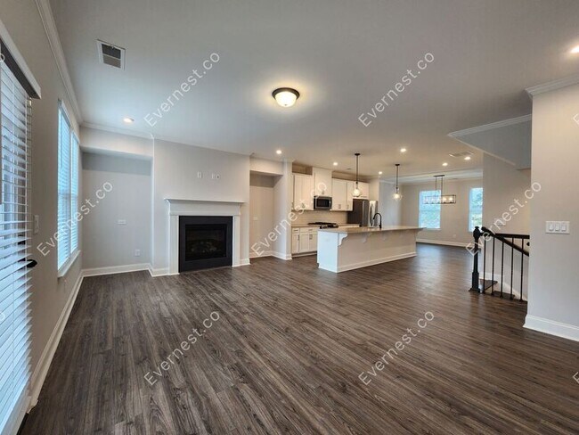 Building Photo - 109 Jameson Dr