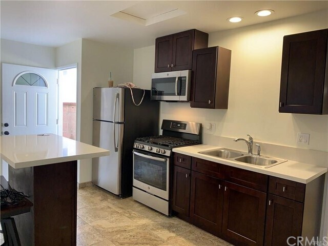 Building Photo - 21428 Meyler St
