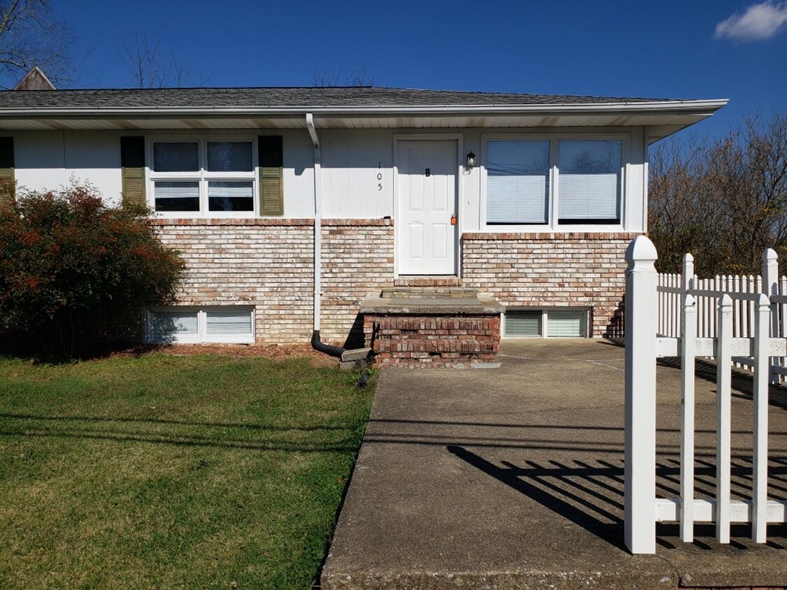 Triplex - 2 Bdrm/1Bath Kingsport TN - Triplex - 2 Bdrm/1Bath  Kingsport TN