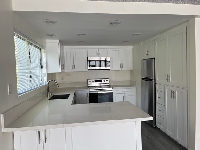 Foto del edificio - 32709 Seagate Dr