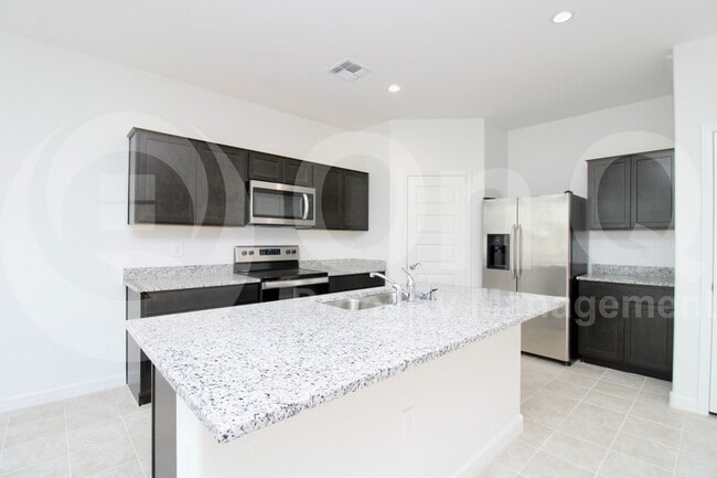 Foto del edificio - 2079 W Sable Ave