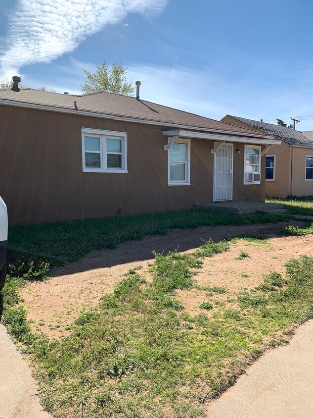 1205 N Prince St, Clovis, NM 88101 House Rental in Clovis, NM