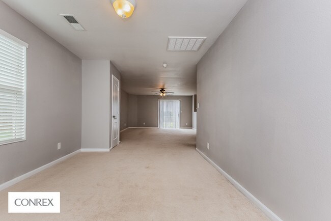 Foto del edificio - Gorgeous 2-Story home in Madison
