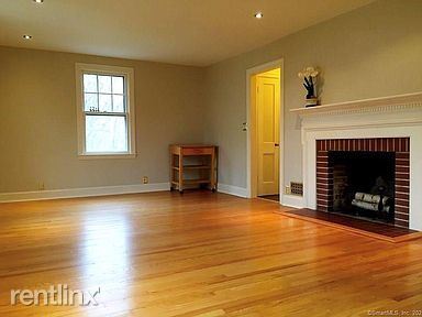 Building Photo - 3 br, 1.5 bath House - 224 White Ave