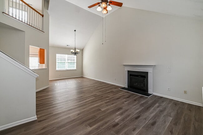 Building Photo - 6827 Blake Brook Dr