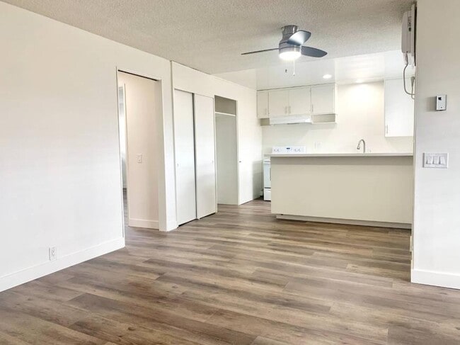 Building Photo - 2.0 bedroom in Monrovia California 91016