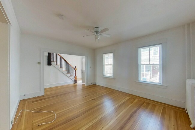Building Photo - 13 Kilburn Ct