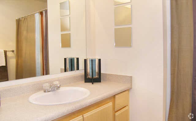 Interior Photo - Heron Meadows