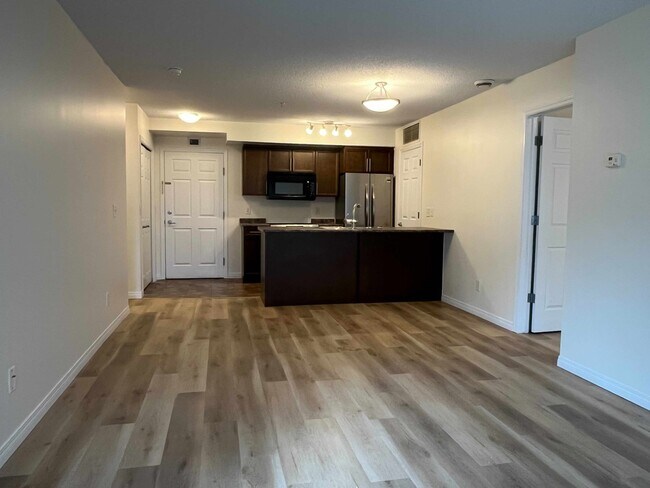 Building Photo - 6925-199 199 St NW