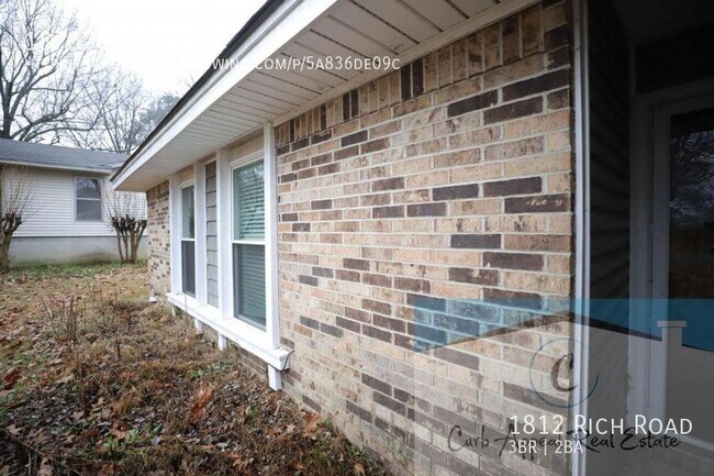 Foto del edificio - 1812 Rich Rd