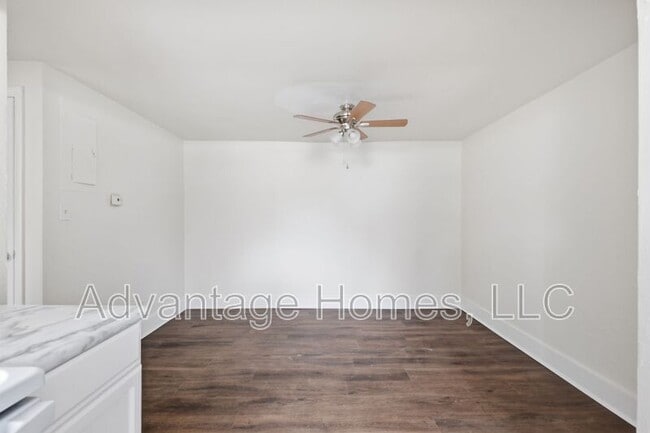 Foto del edificio - 1015 N Scott Ave