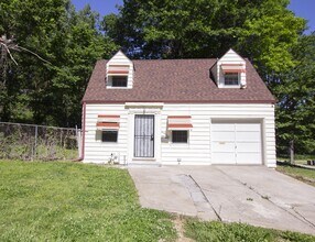 Building Photo - 4443 Indiana Ave