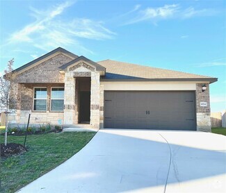 Building Photo - 1024 Round Bale Rd
