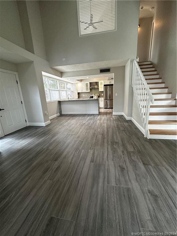 Building Photo - 3690 SW Sunset Trace Cir
