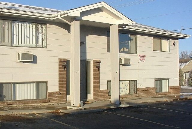 Building Photo - 1410 Lake Elmo Dr