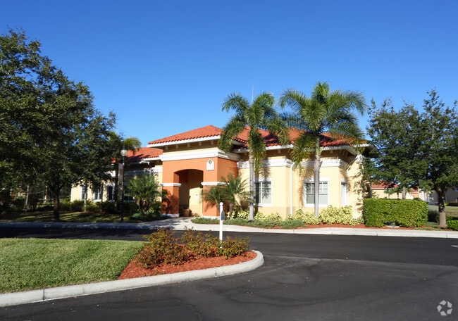 Building Photo - Bella Casa Luxury Condos