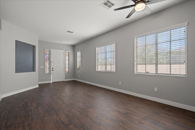 Building Photo - Completely Renovated Modern 4 Bd Single Story in the Trails