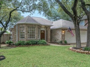 Building Photo - 16804 Willow Oak Ln