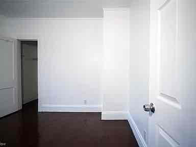 Foto del edificio - 1259 E 187th St