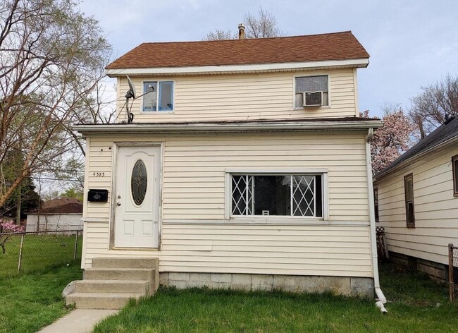 Building Photo - 4383 6th St