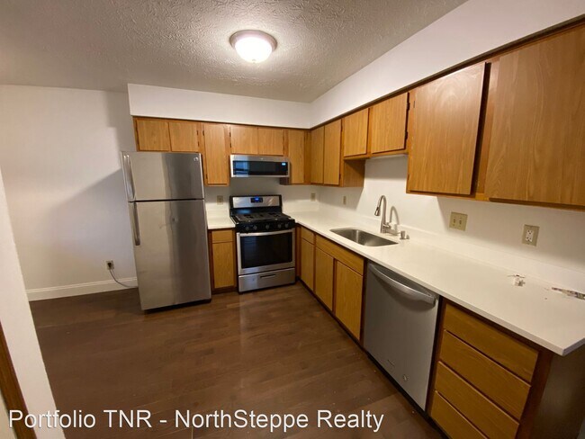 Foto del edificio - 5 br, 2 bath Apartment - 76 Chittenden Ave...