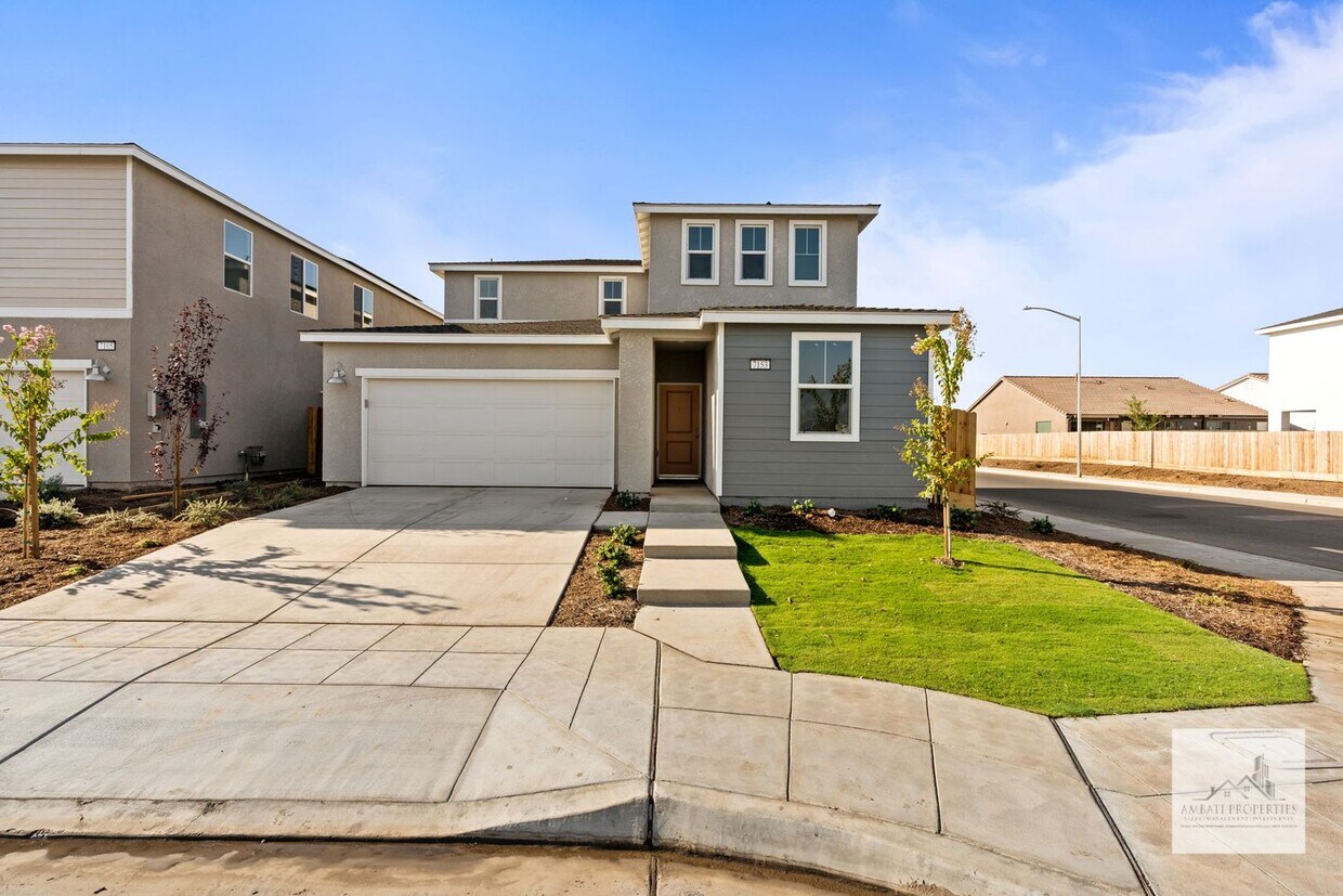 Primary Photo - Newer 4 Bedroom 3 Bath Home with SOLAR! Cl...