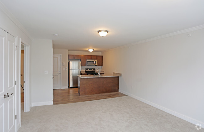 1BR, 1BA_714SF - Hudson Square