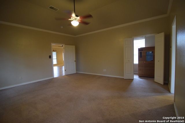 Building Photo - 138 DRESDEN WOOD DR