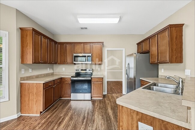 Building Photo - 492 Winter Haven Ln