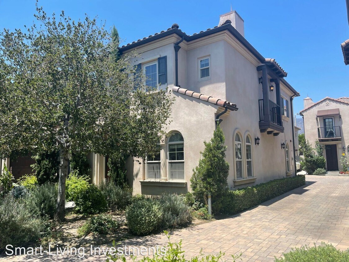 Primary Photo - 3 br, 3.5 bath House - 19 Alta St, #B
