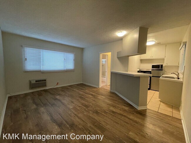 Foto del edificio - Studio, 1 bath Apartment - 10860 Venice Bl...